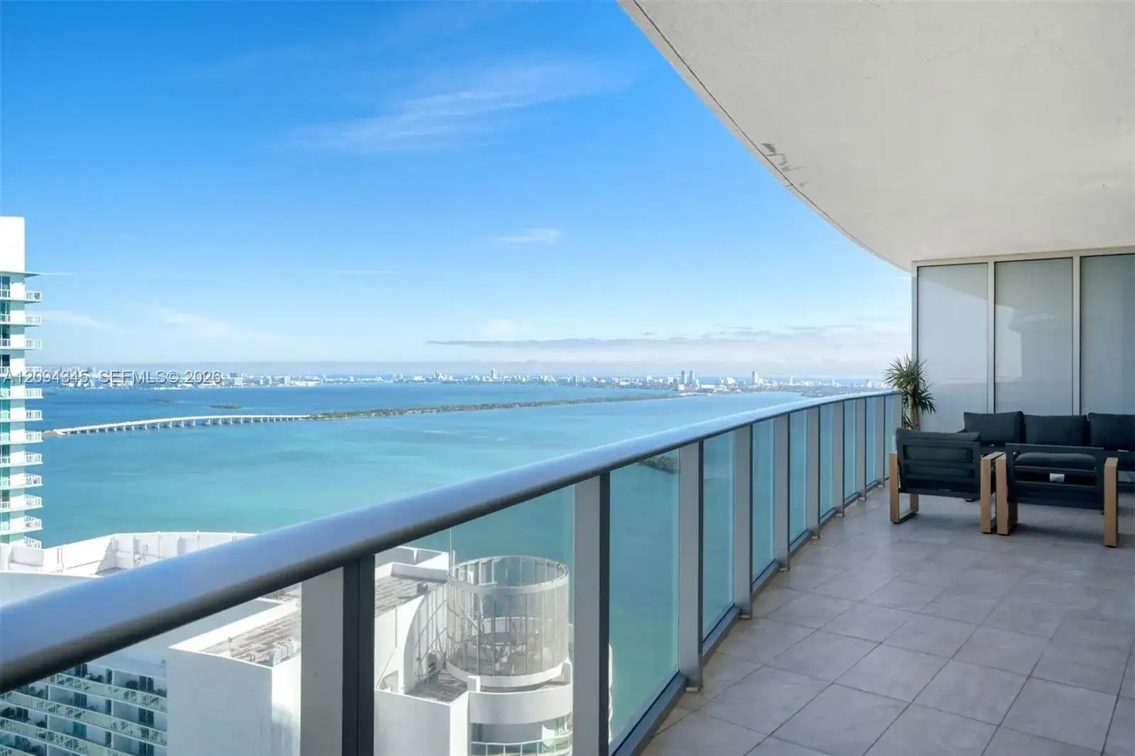 488 NE 18th St # 4805, Miami FL 33132 photo 3