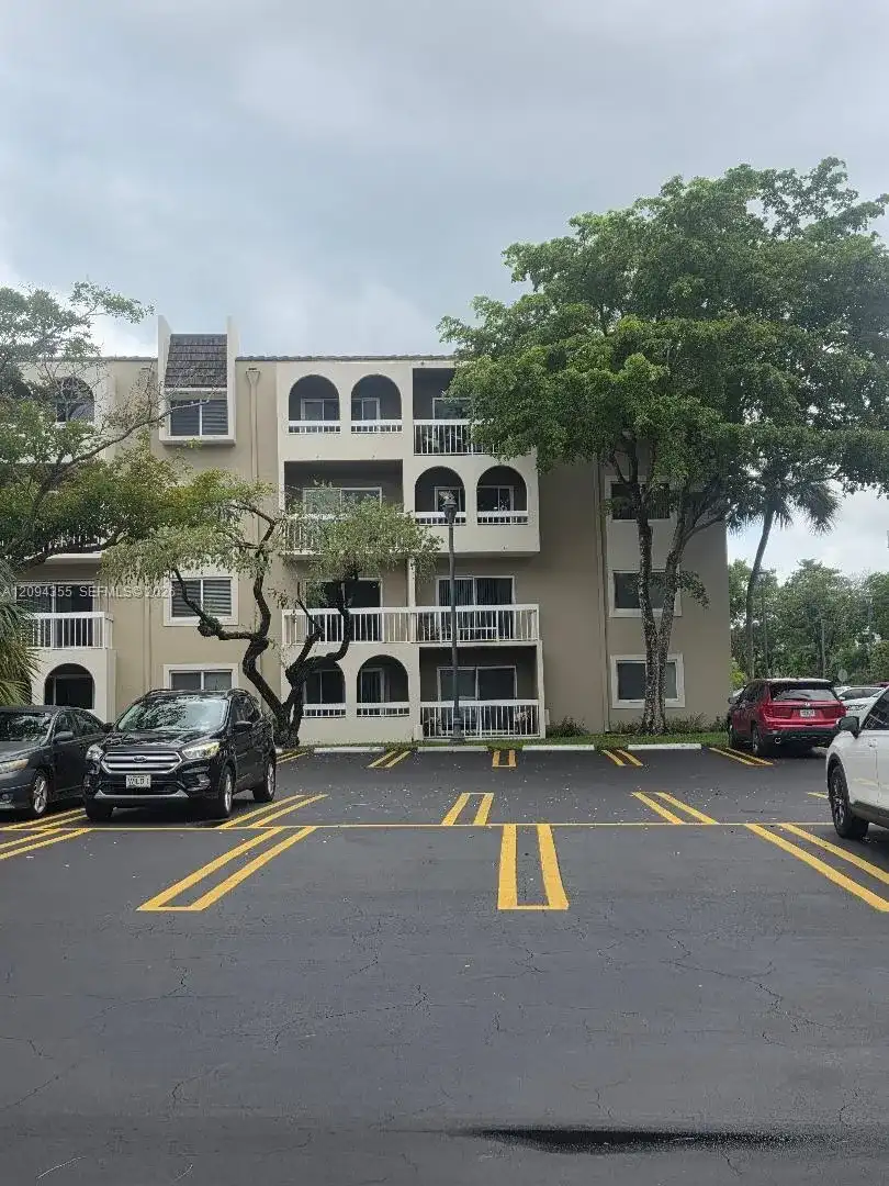 7707 Camino Real # 310, Miami FL 33143