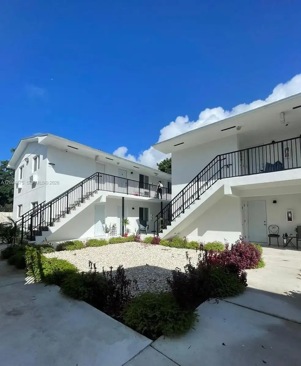 749 NW 60th St # 3, Miami FL 33127 photo 2
