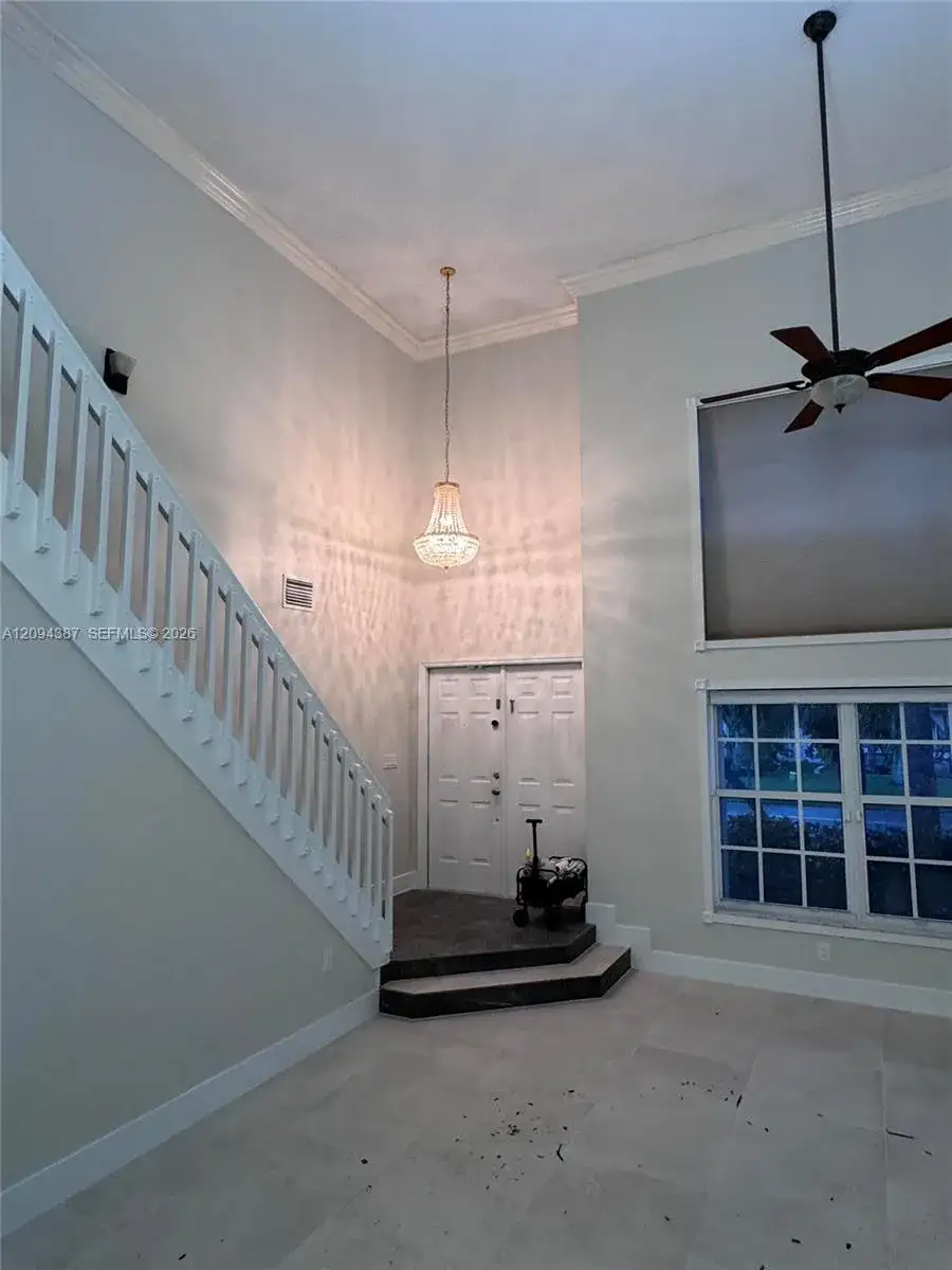 83 Gables Blvd, Weston FL 33326 photo 5
