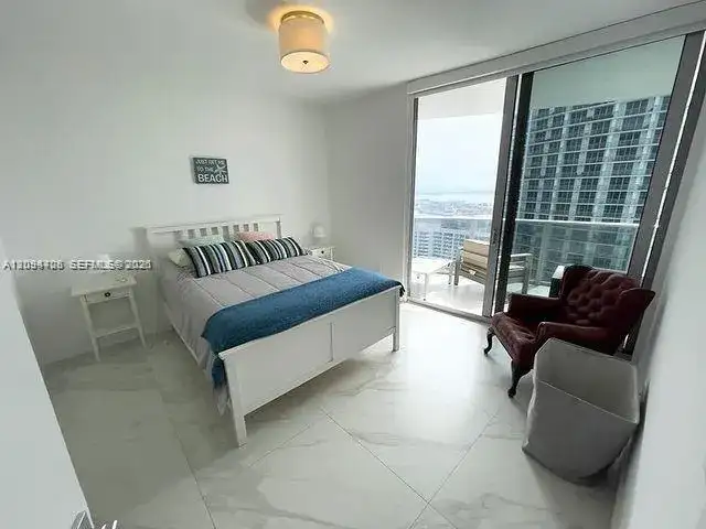 488 NE 18th St # 4602, Miami FL 33132 photo 3