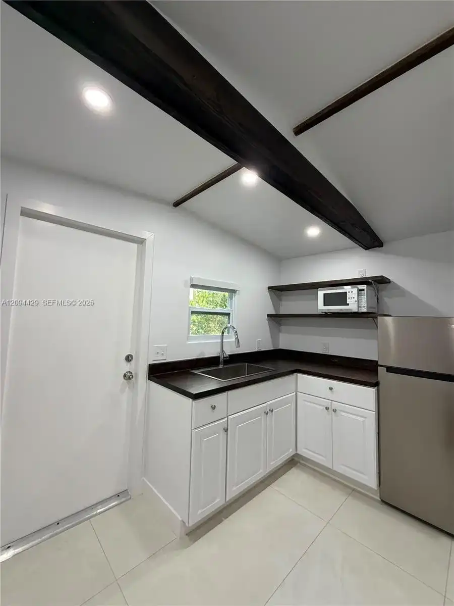 1400 SW 29th Ave # 2, Miami FL 33145