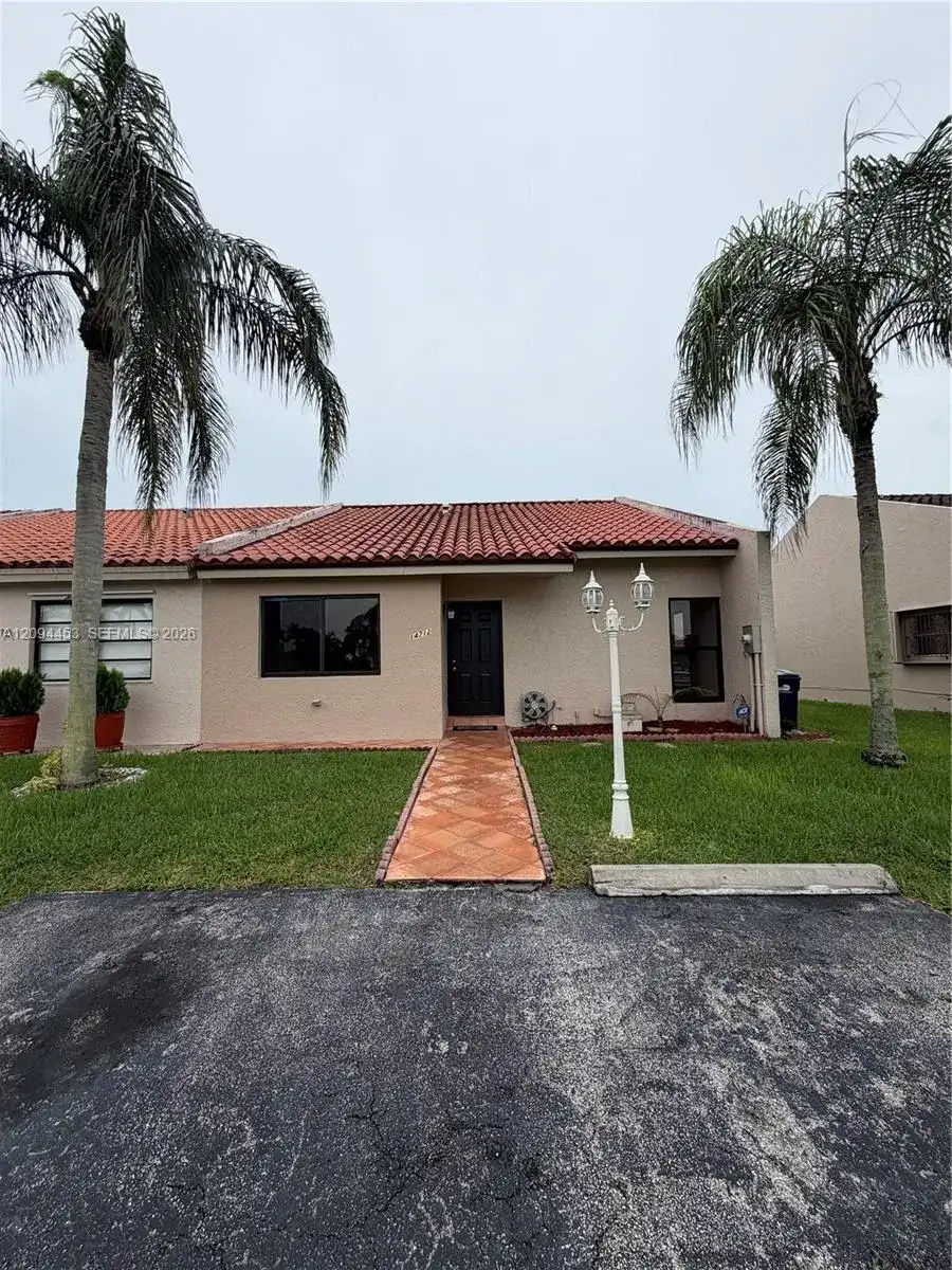 14712 SW 63rd Ln, Miami FL 33193