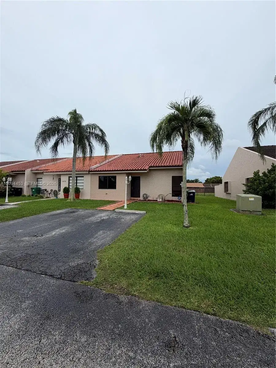 14712 SW 63rd Ln, Miami FL 33193 photo 2