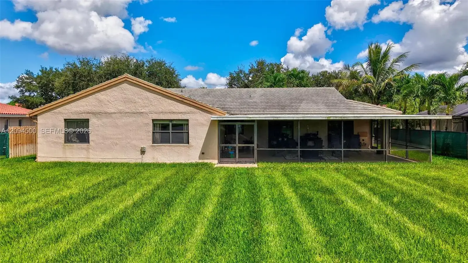 15600 Huntridge Rd, Davie FL 33331 photo 4