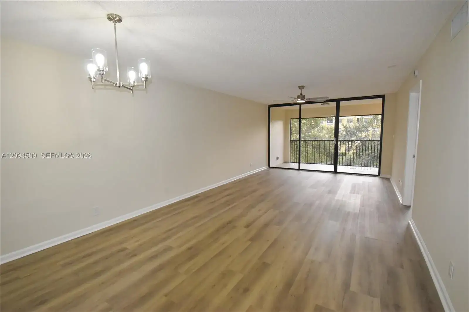 8592 W Sunrise Blvd # 303, Plantation FL 33322 photo 4