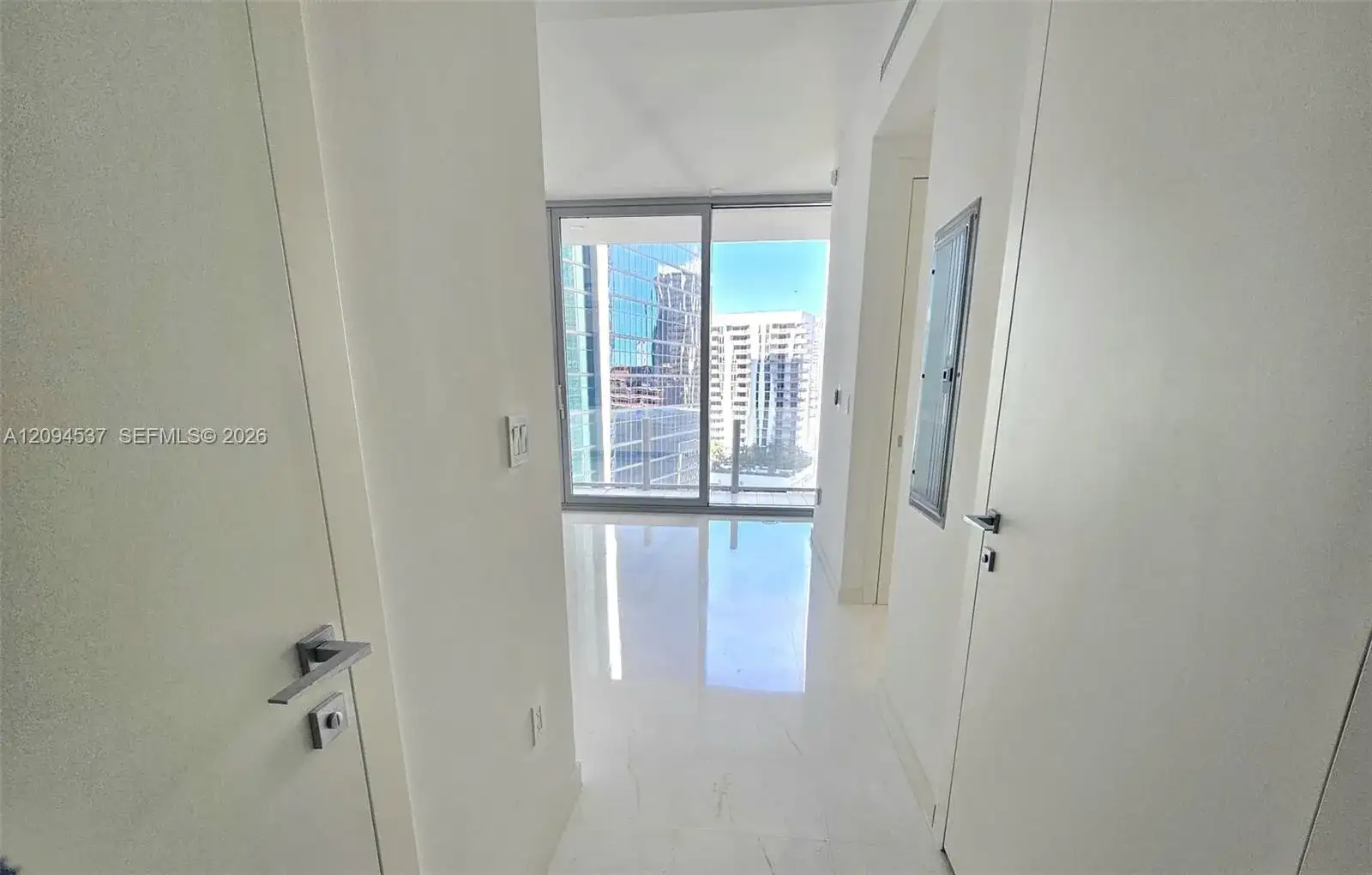 300 Biscayne Boulevard Way # 2208W, Miami FL 33131 photo 2