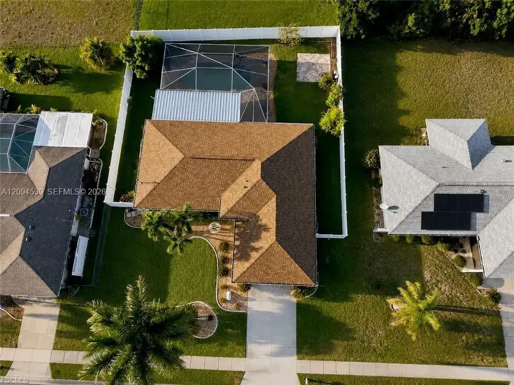1825 SE 12th Ter, Cape Coral FL 33990 photo 5