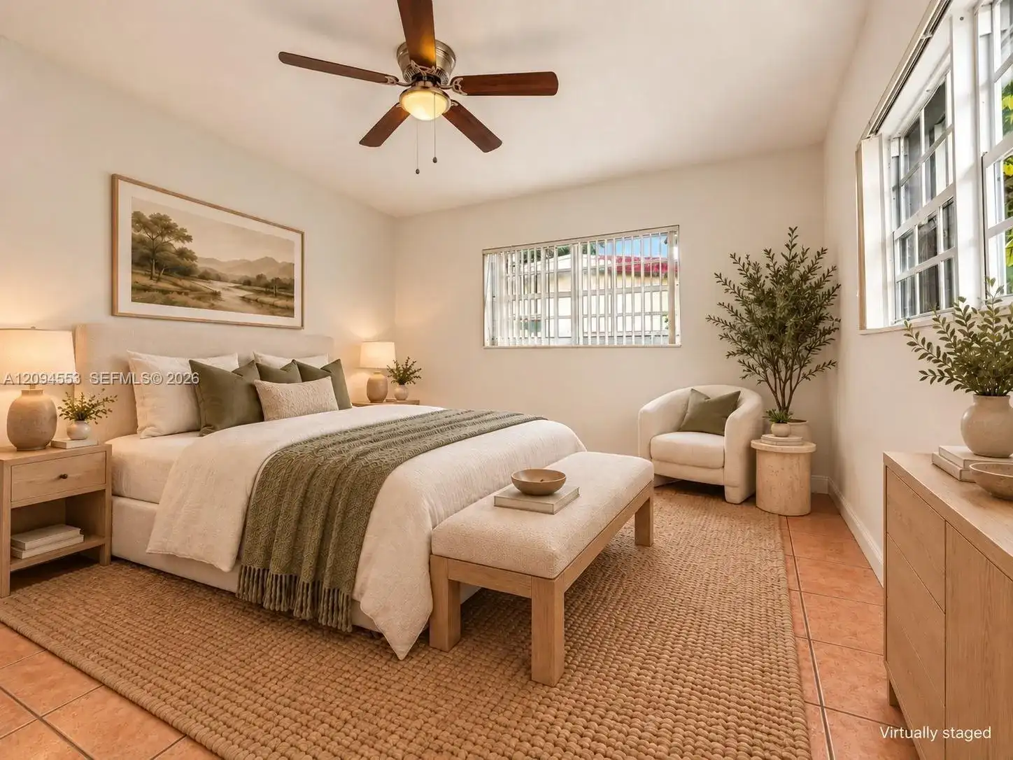 571 NE 172nd St, North Miami Beach FL 33162 photo 4