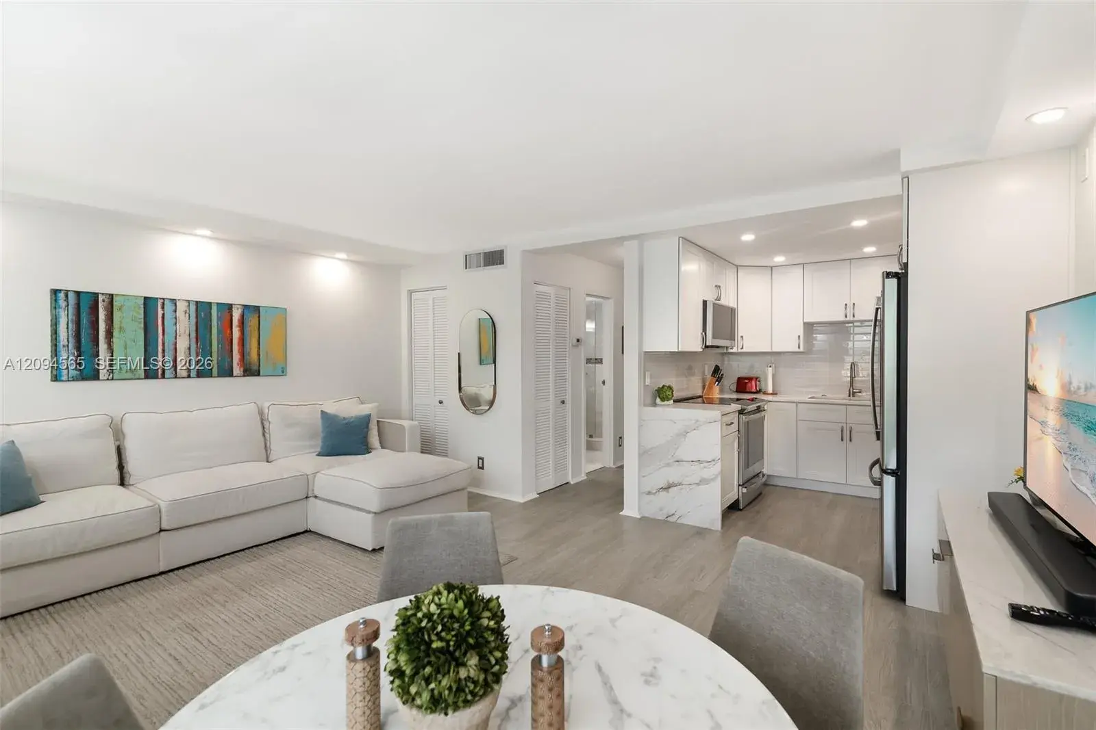 611 NE 14th Ave # 103, Fort Lauderdale FL 33304
