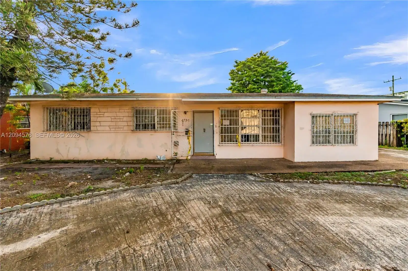 4730 W 8th Ave, Hialeah FL 33012 photo 4