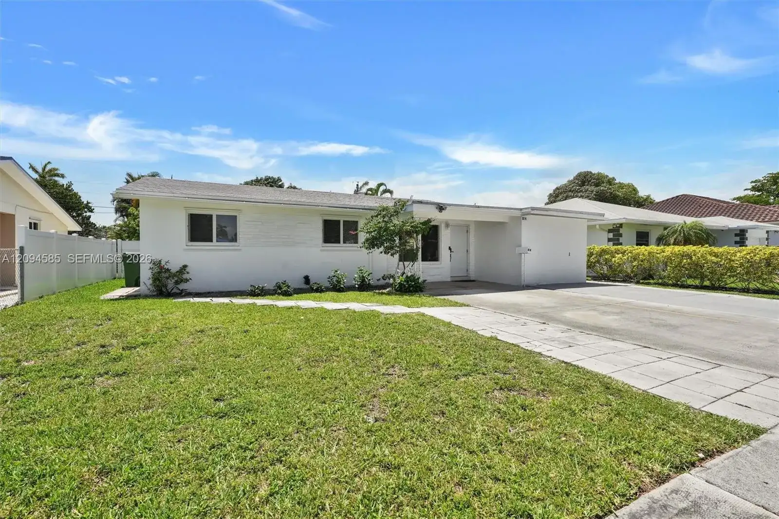 814 NE 4th St # 814, Hallandale Beach FL 33009 photo 3