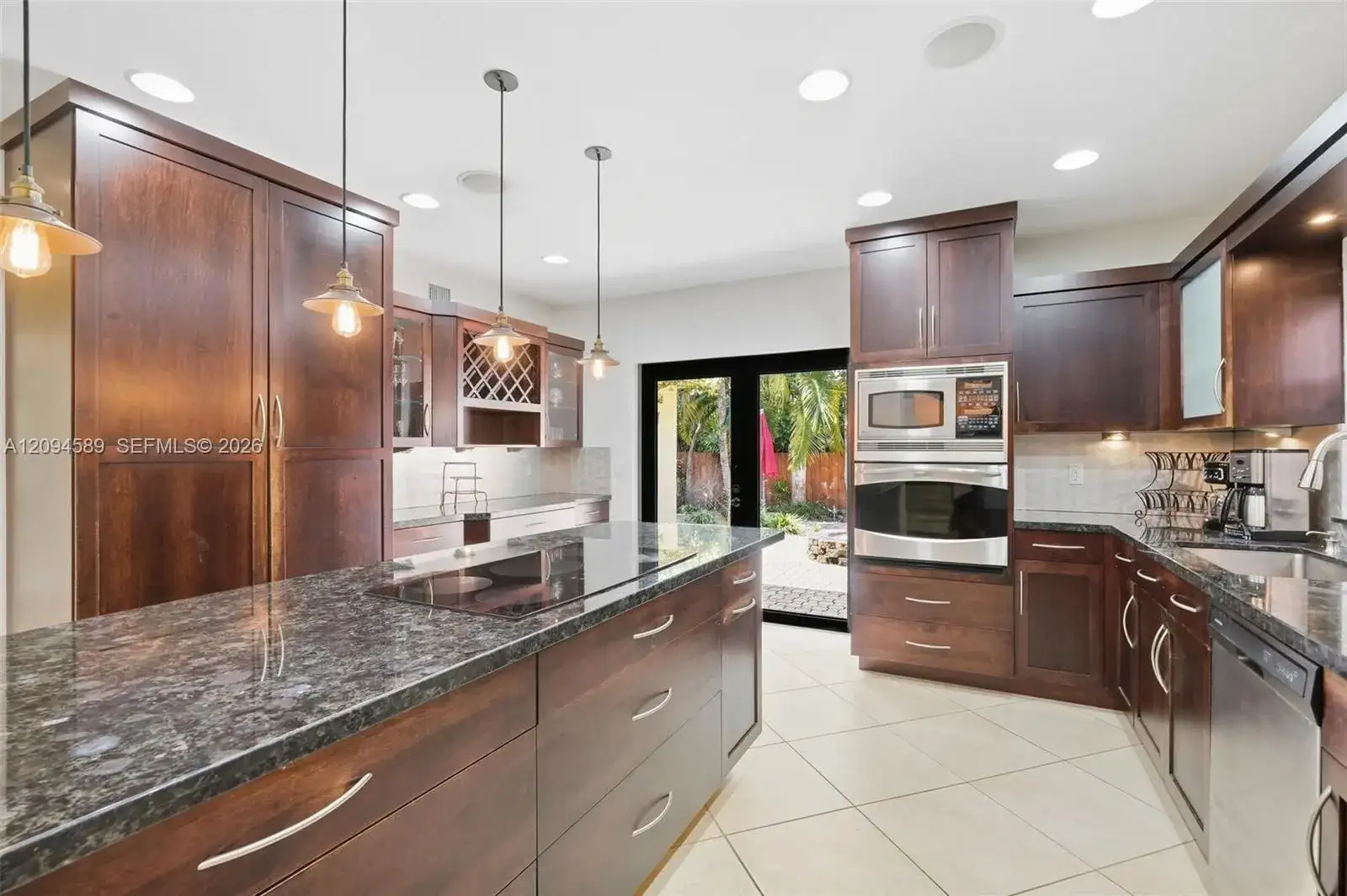 521 N Victoria Park Rd, Fort Lauderdale FL 33301 photo 5