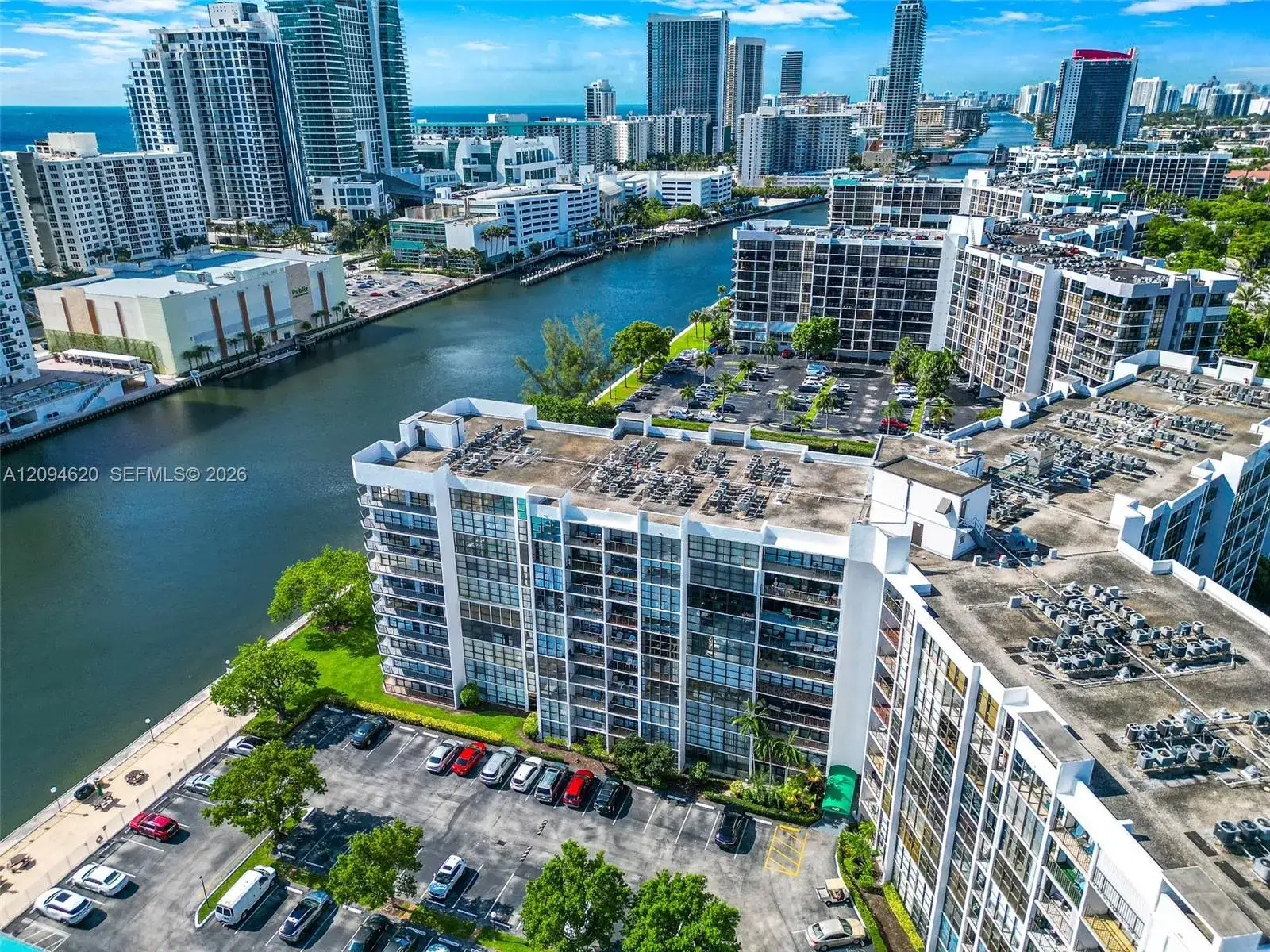 800 Parkview Dr # 1006, Hallandale Beach FL 33009