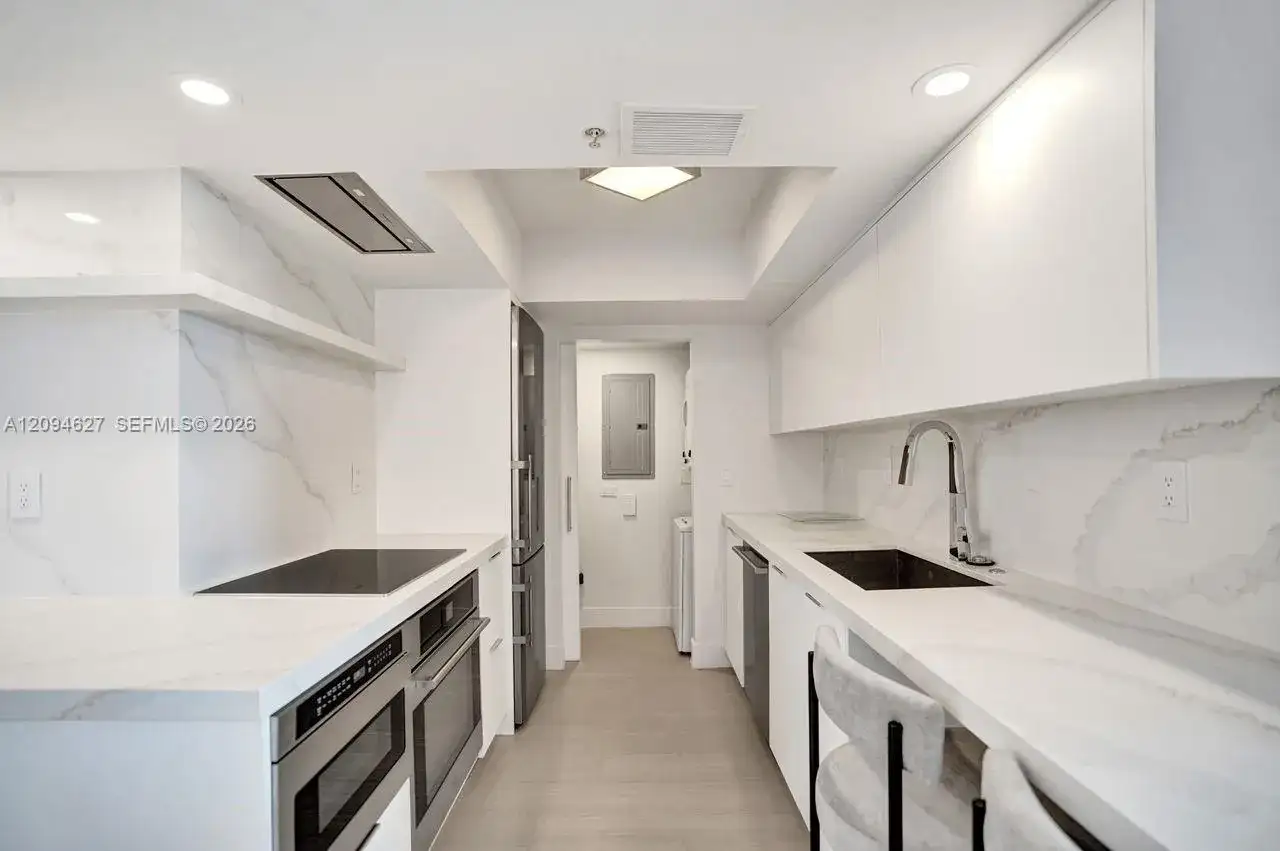 90 Alton Rd # 2407, Miami Beach FL 33139 photo 4