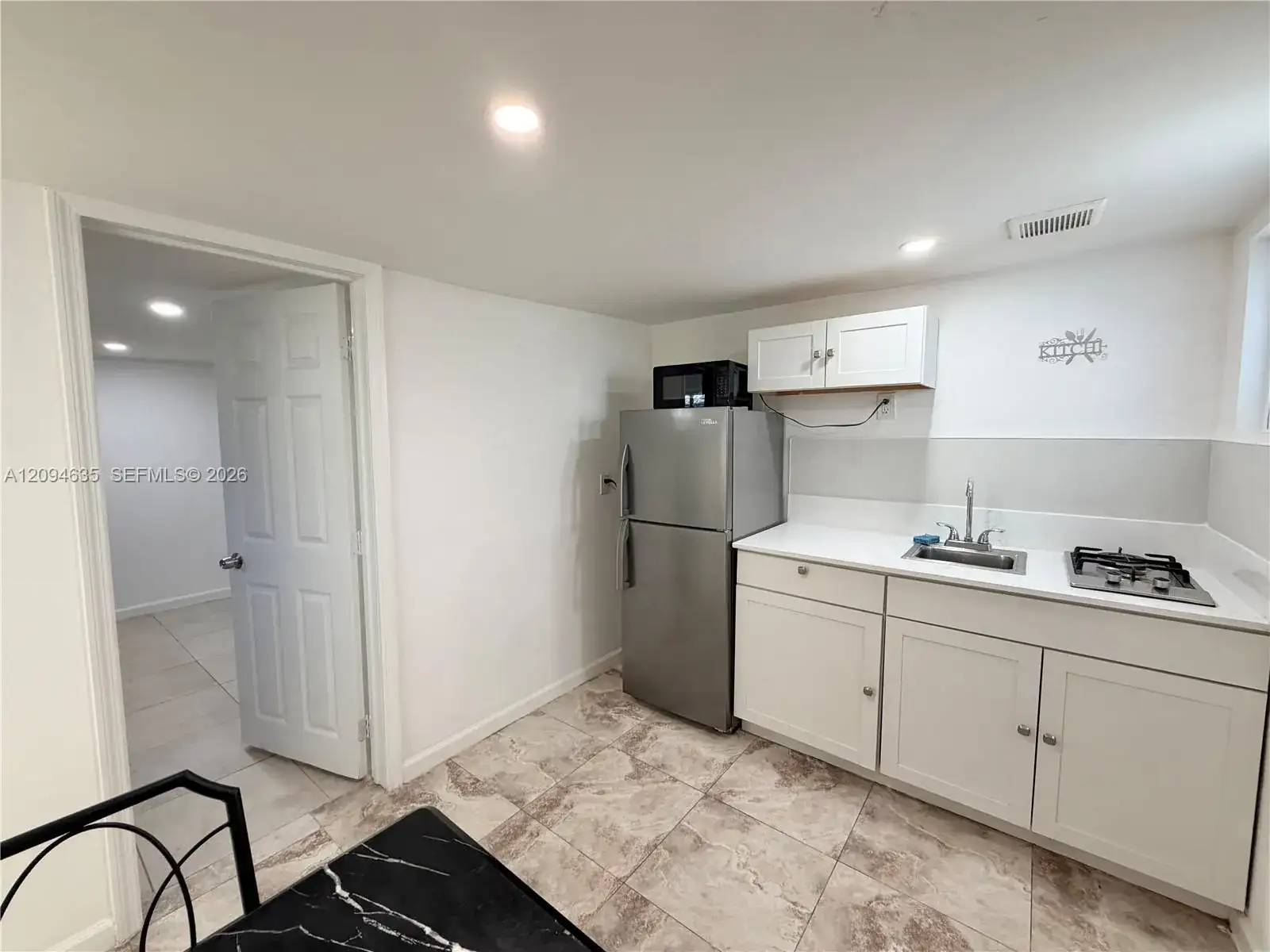 12435 SW 42nd St # 3, Miami FL 33175 photo 4