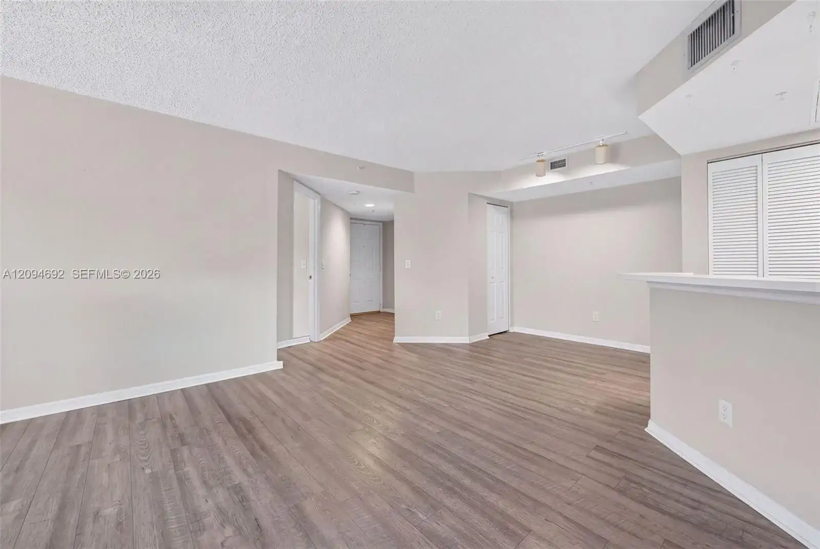 2005 SE 10th Ave # 407, Fort Lauderdale FL 33316 photo 3