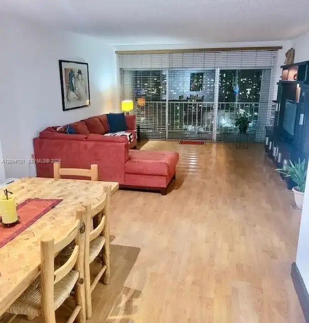 500 Bayview Dr # 1923, Sunny Isles Beach FL 33160