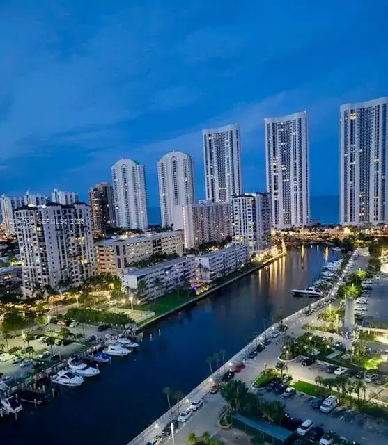 500 Bayview Dr # 1923, Sunny Isles Beach FL 33160 photo 5