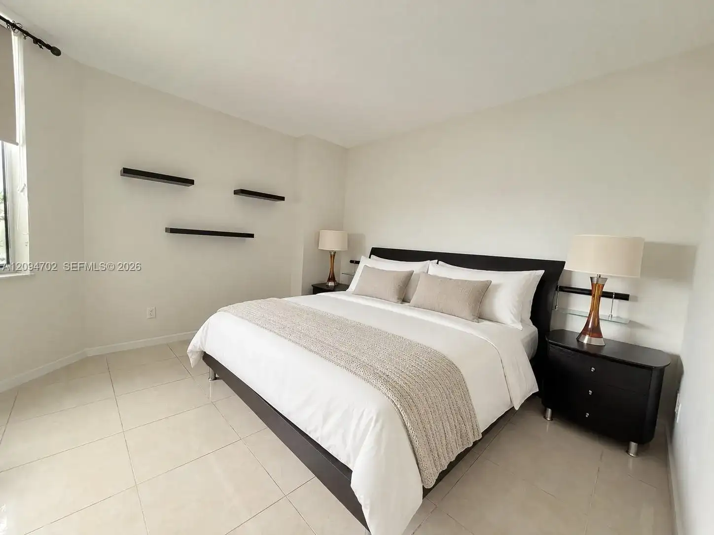 325 S Biscayne Blvd # 3015, Miami FL 33131 photo 2