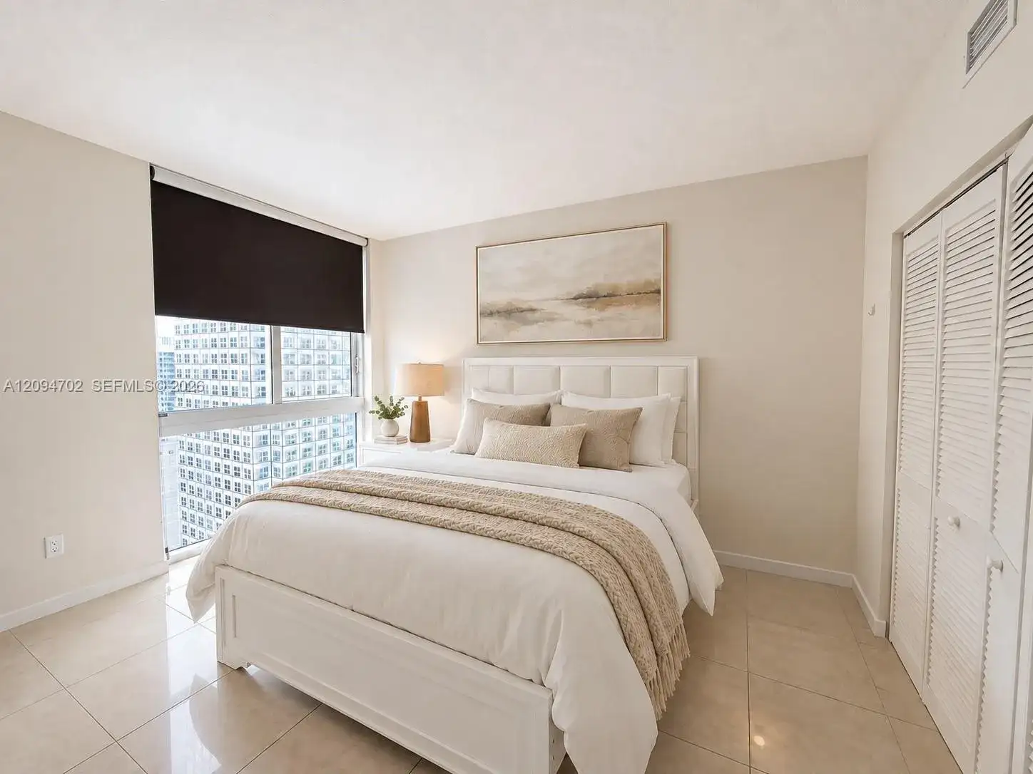 325 S Biscayne Blvd # 3015, Miami FL 33131 photo 3