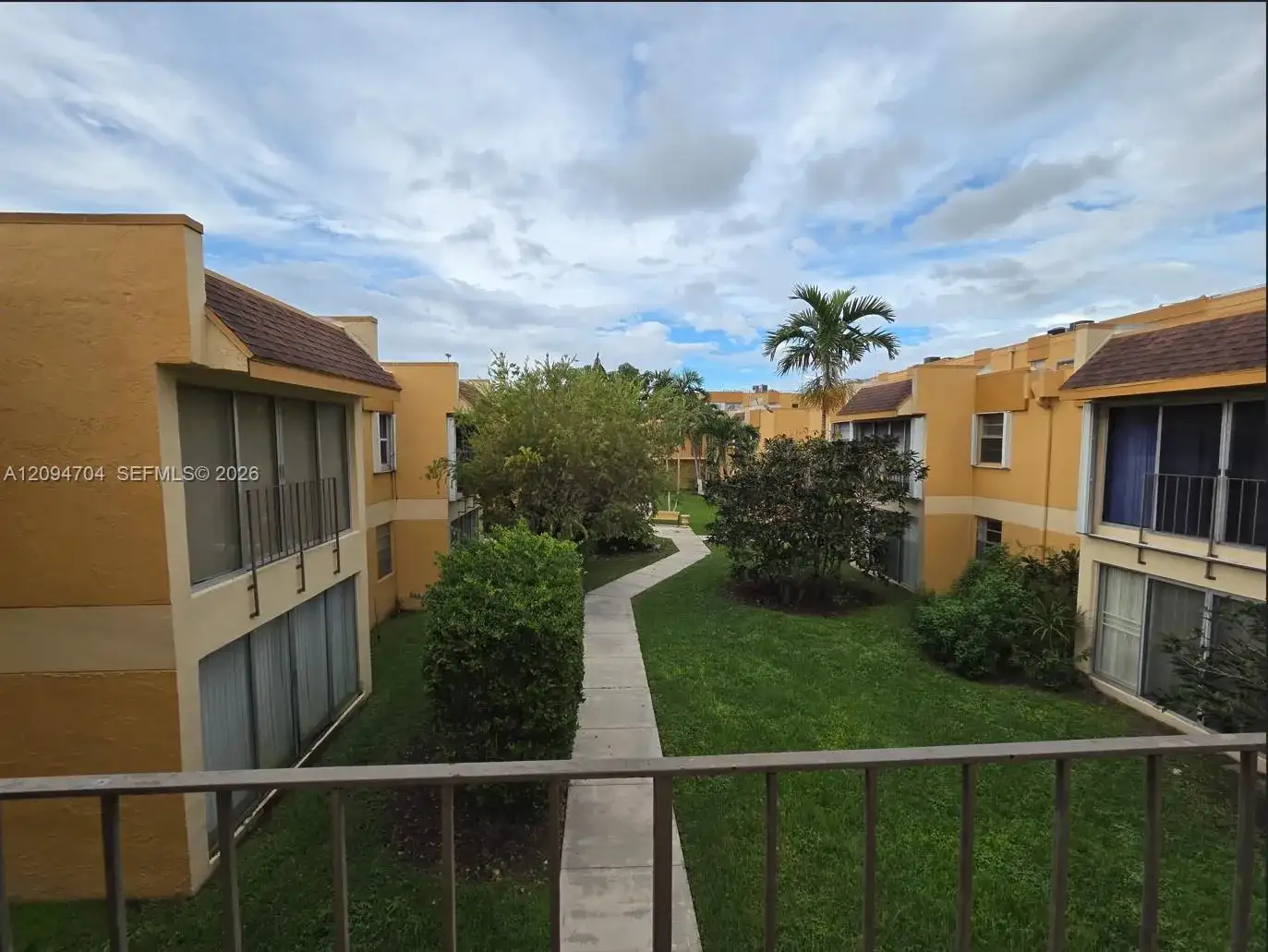 9300 W Flagler St # 214C, Miami FL 33174 photo 4