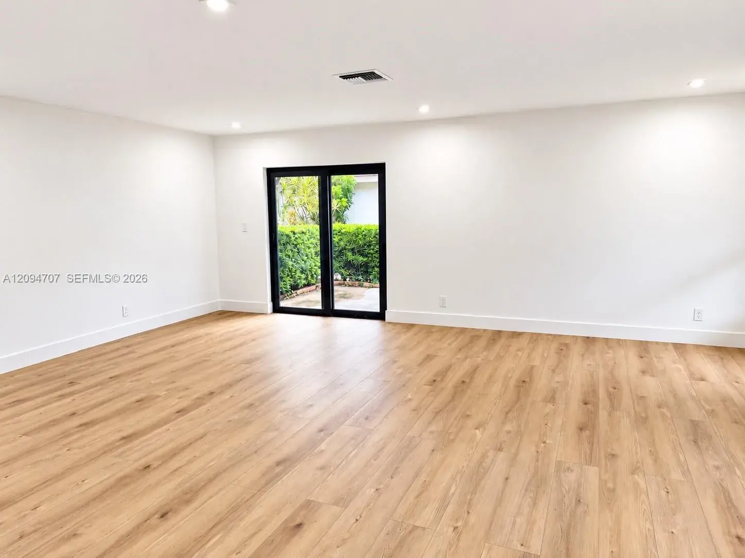 6621 NW 4th Ct, Plantation FL 33317