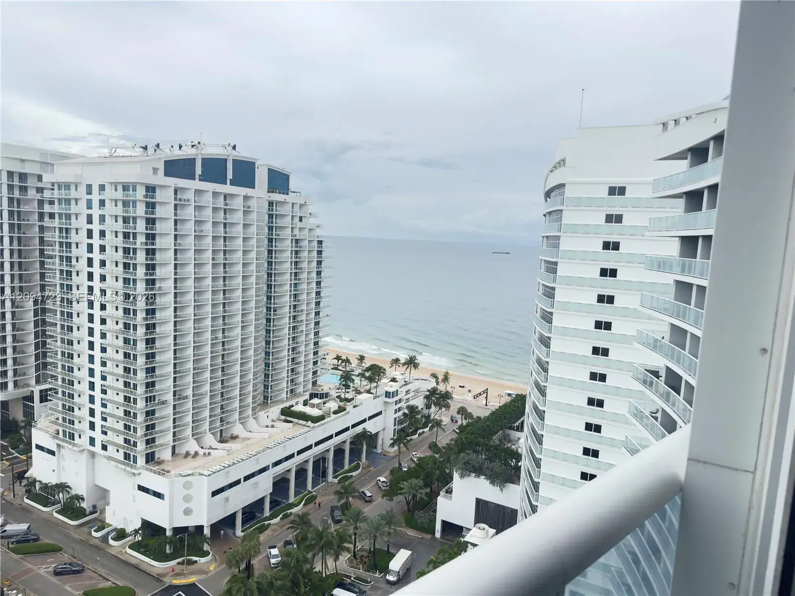 3101 Bayshore Dr # 2202, Fort Lauderdale FL 33304