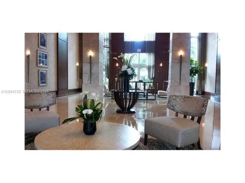 19501 W Country Club Dr # 506, Aventura FL 33180