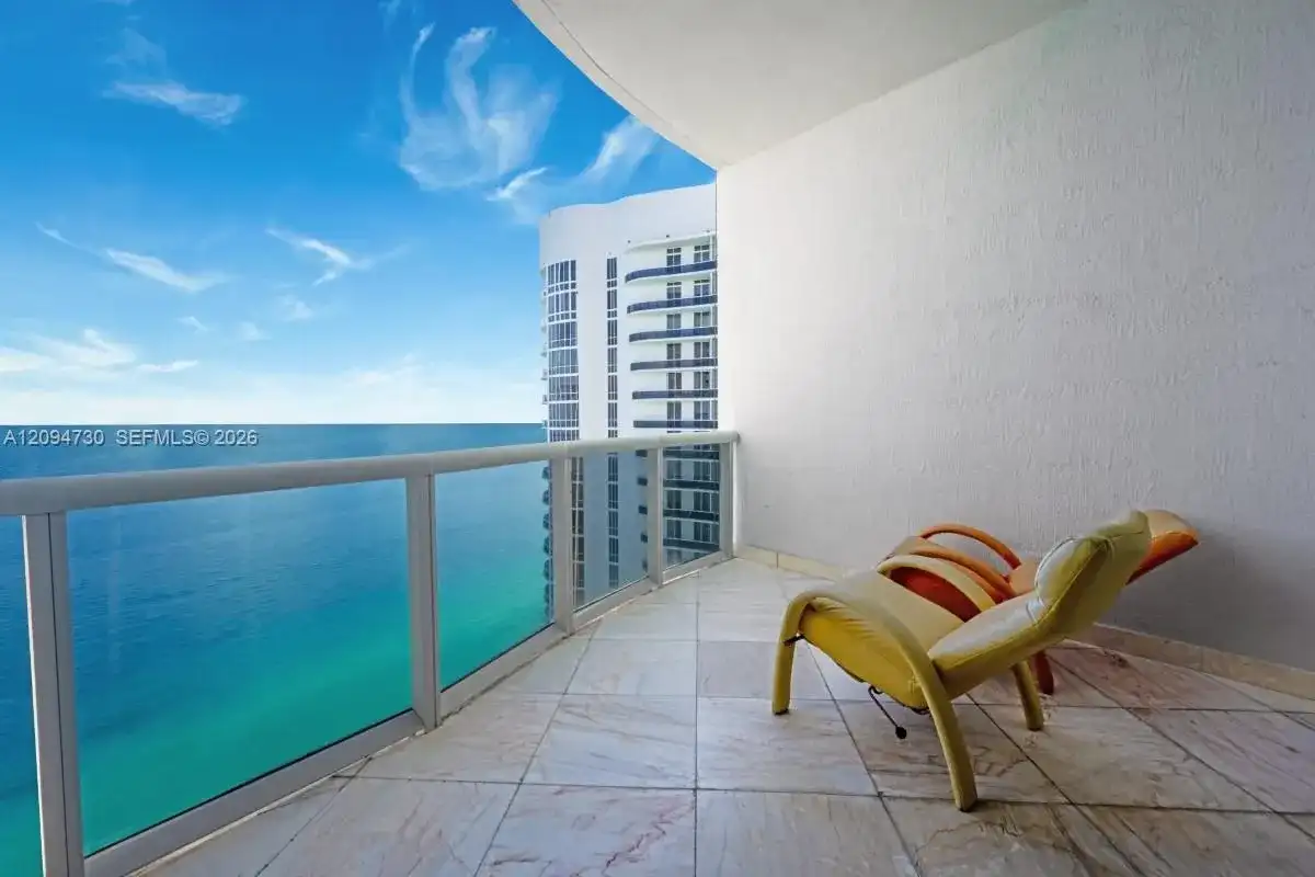 16001 Collins Ave # 3806, Sunny Isles Beach FL 33160