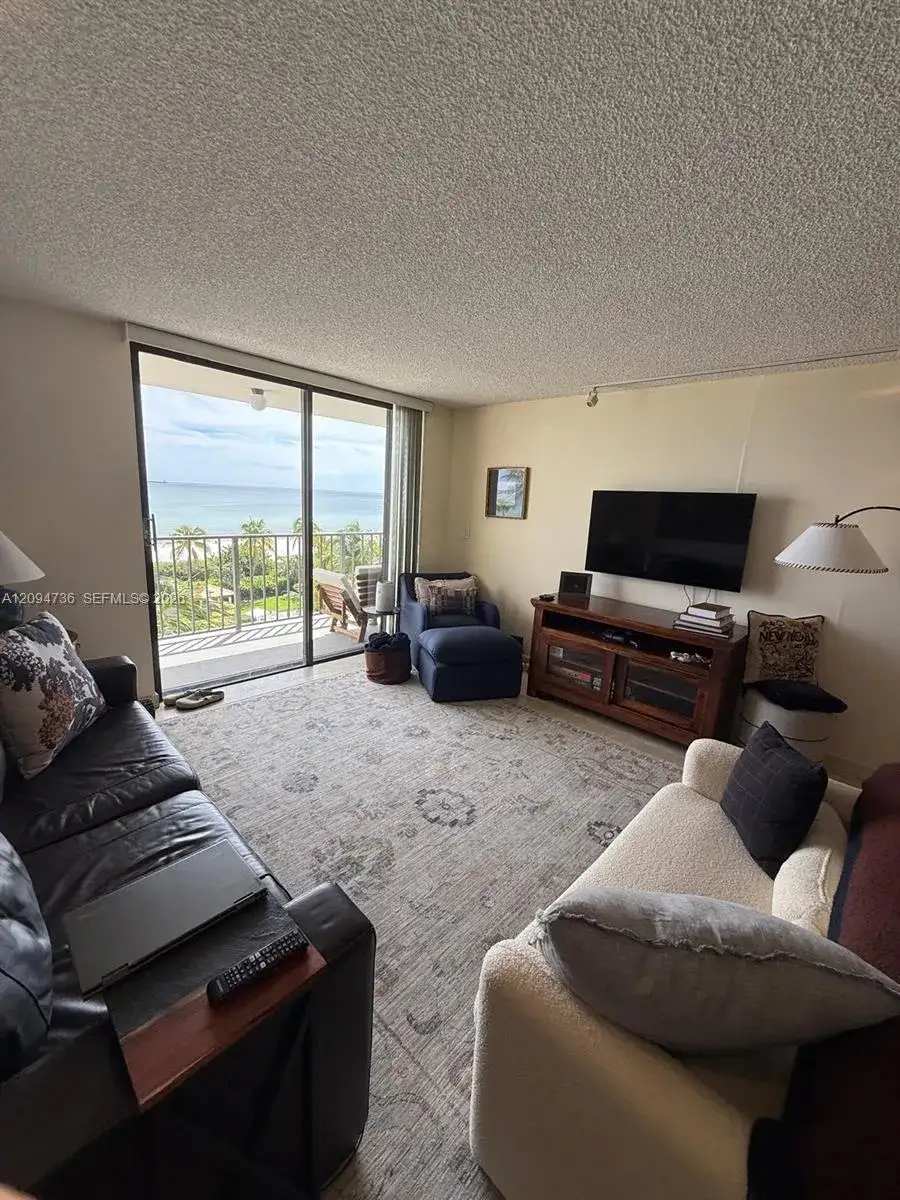 2625 Collins Ave # 605, Miami Beach FL 33140 photo 3