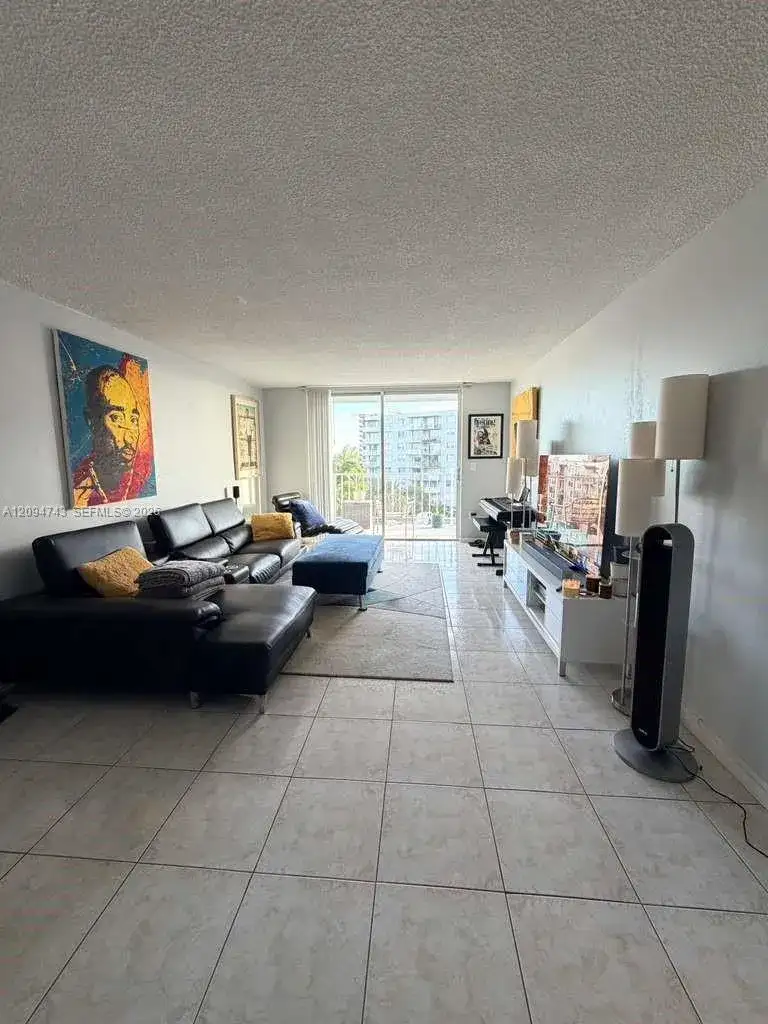 1470 NE 125th Ter # 602, North Miami FL 33161 photo 3