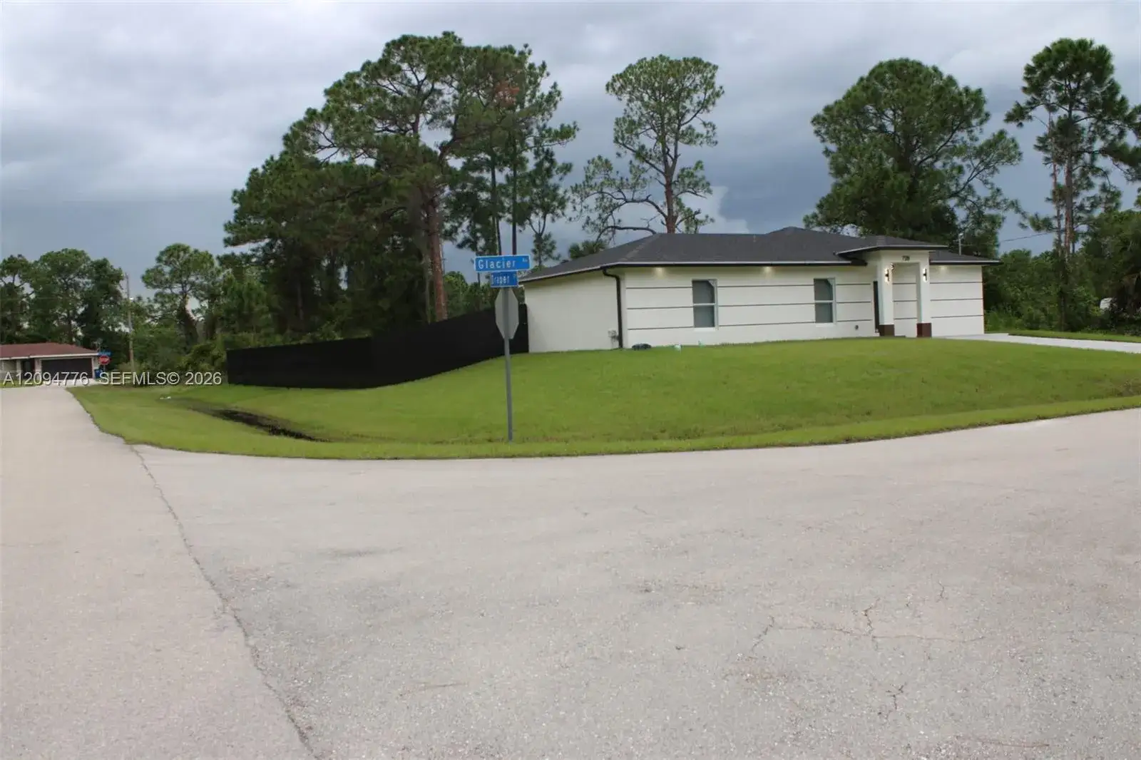 728 Glacier Ave, Other City - In The State Of Florida FL 33974