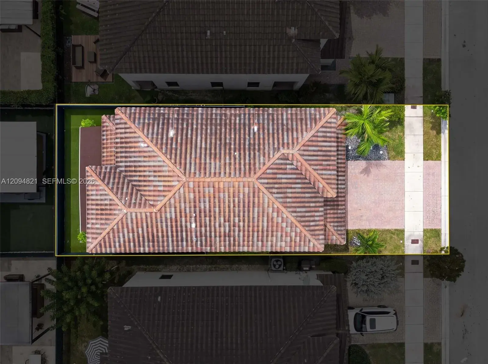 3226 W 97th St, Hialeah FL 33018