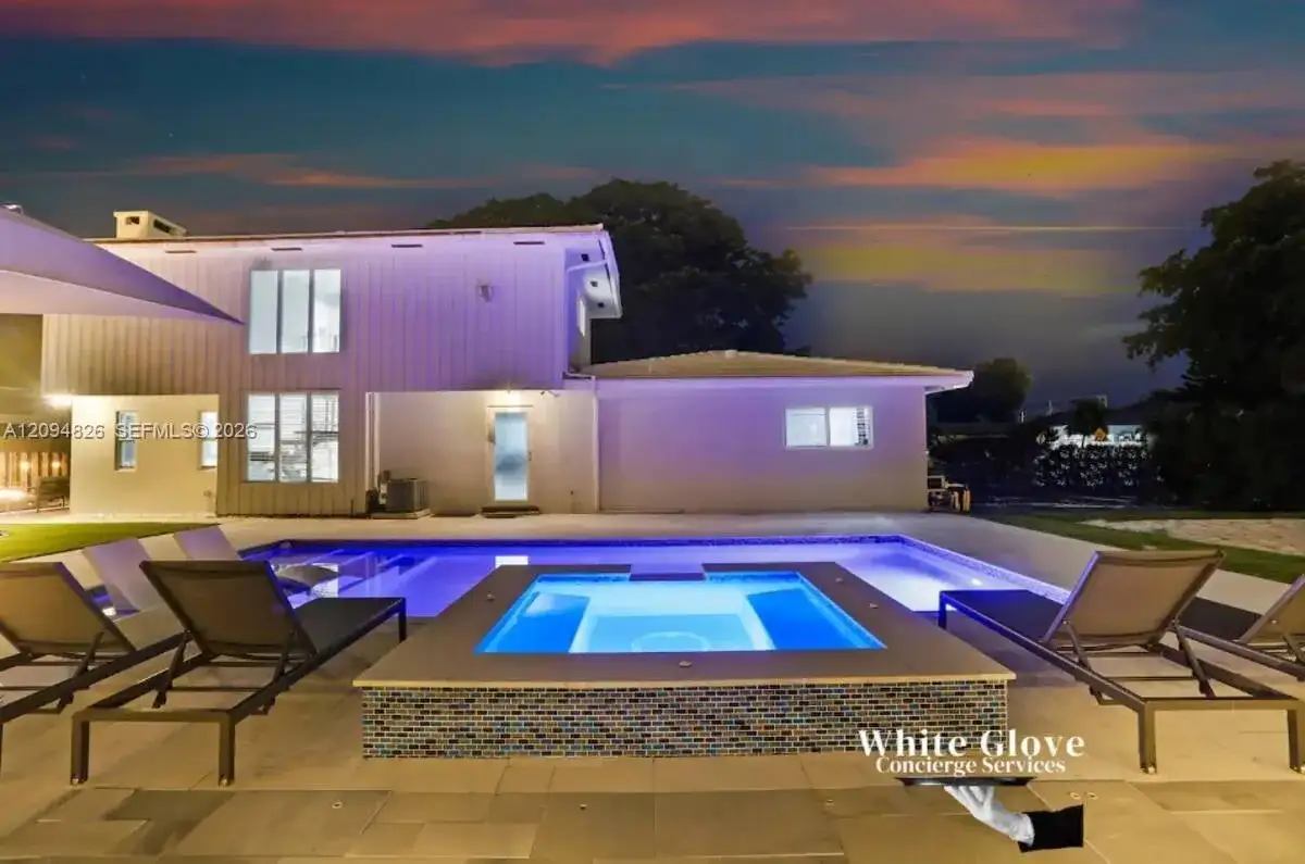63 SE 5th Ave, Deerfield Beach FL 33441 photo 4
