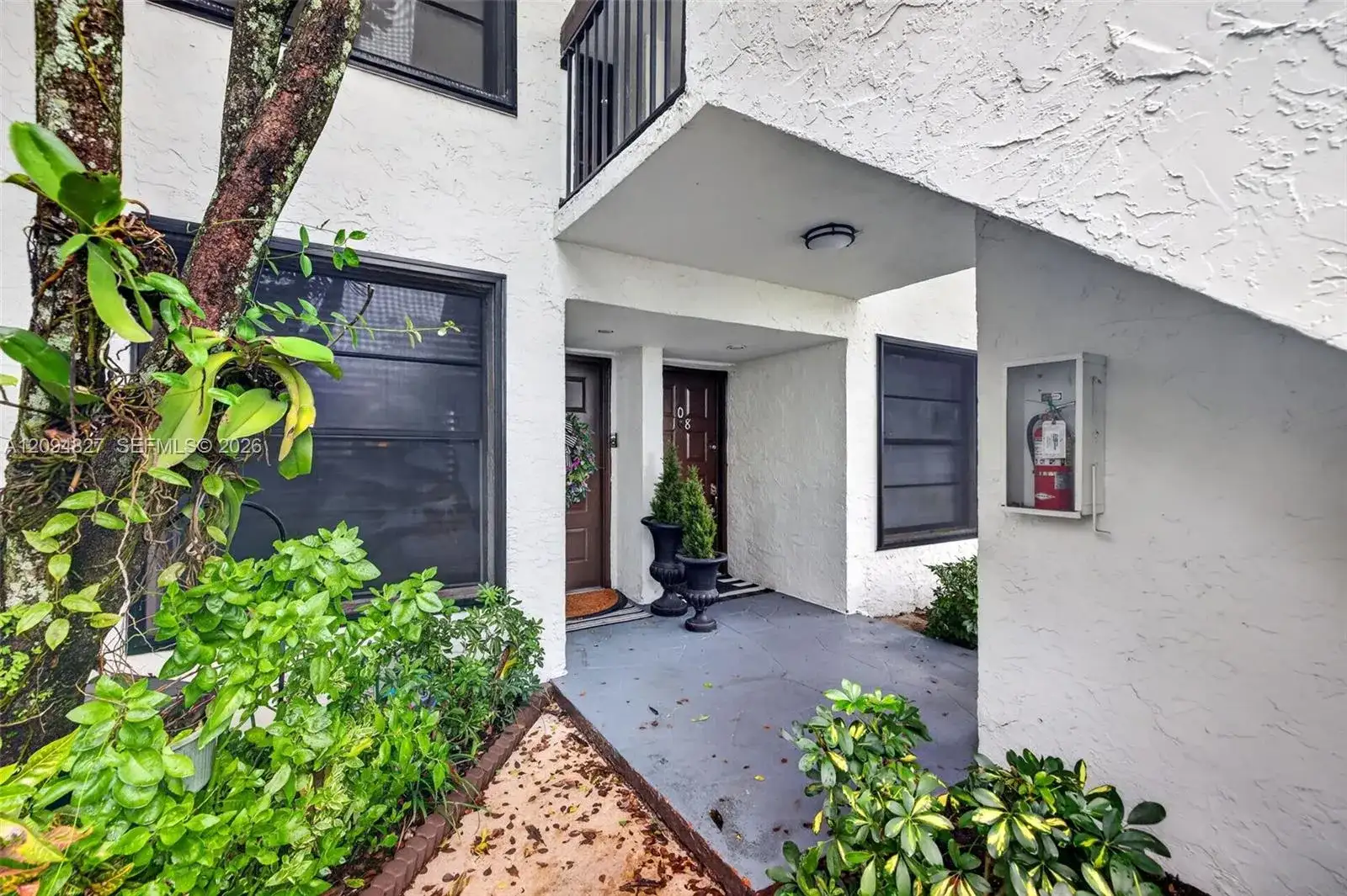 204 Lake Pointe Dr # 107, Oakland Park FL 33309 photo 4