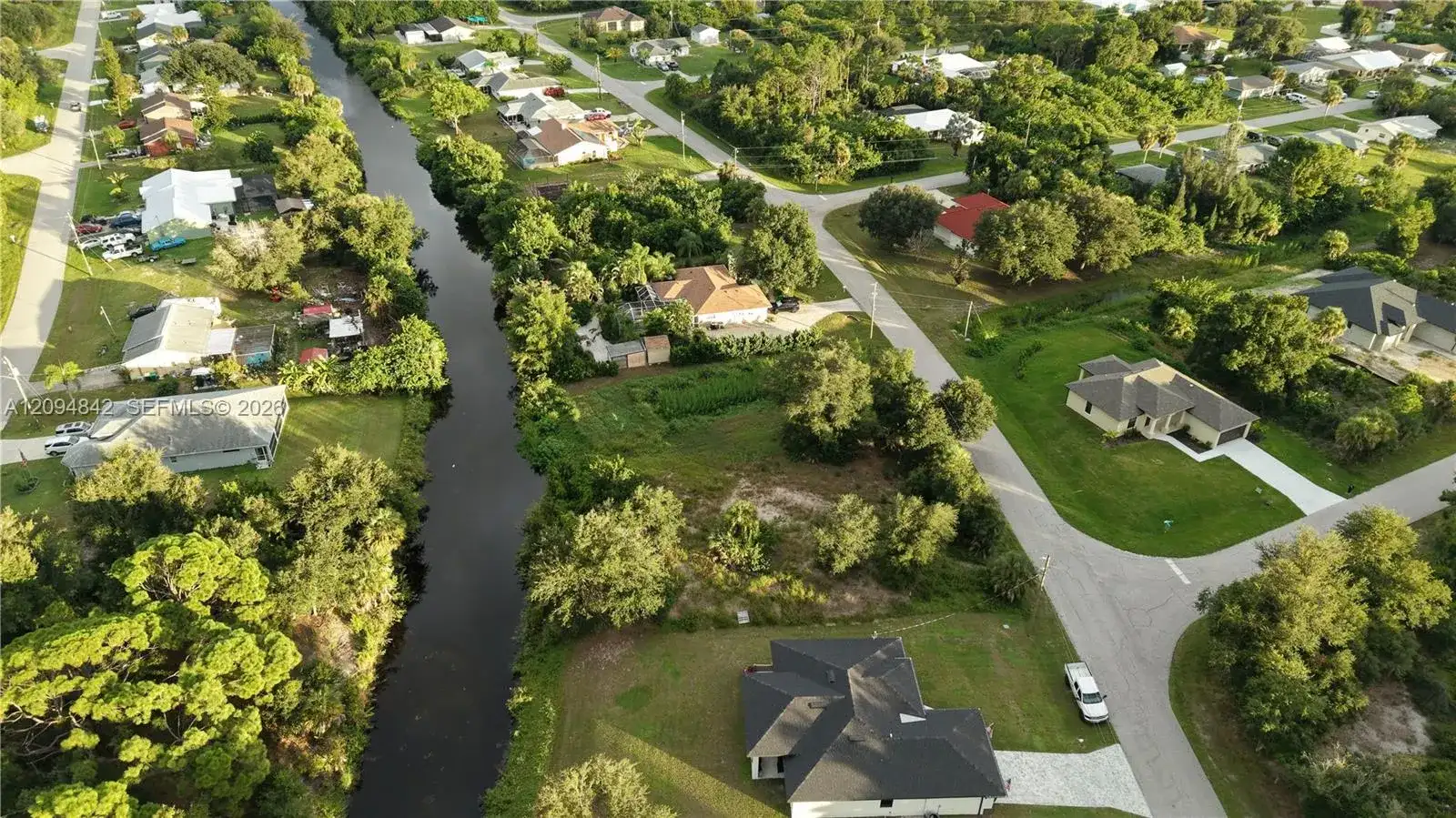7064 ROSEMONT DR, Other City - In The State Of Florida FL 34224 photo 4