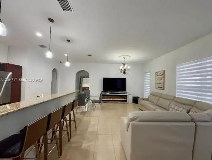 17181 SW 91st St, Miami FL 33196 photo 3