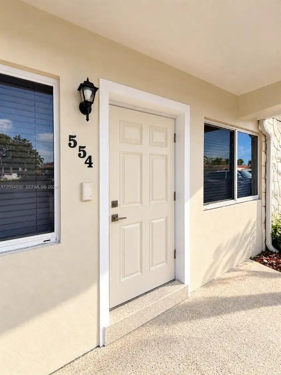 554 E 10th St # 554, Hialeah FL 33010 photo 2