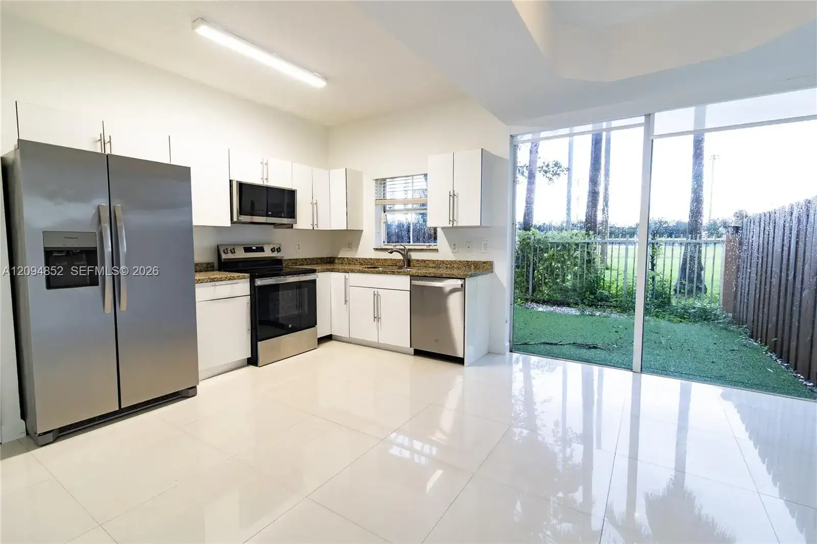 11600 NW 60th Ter # 484, Doral FL 33178 photo 5