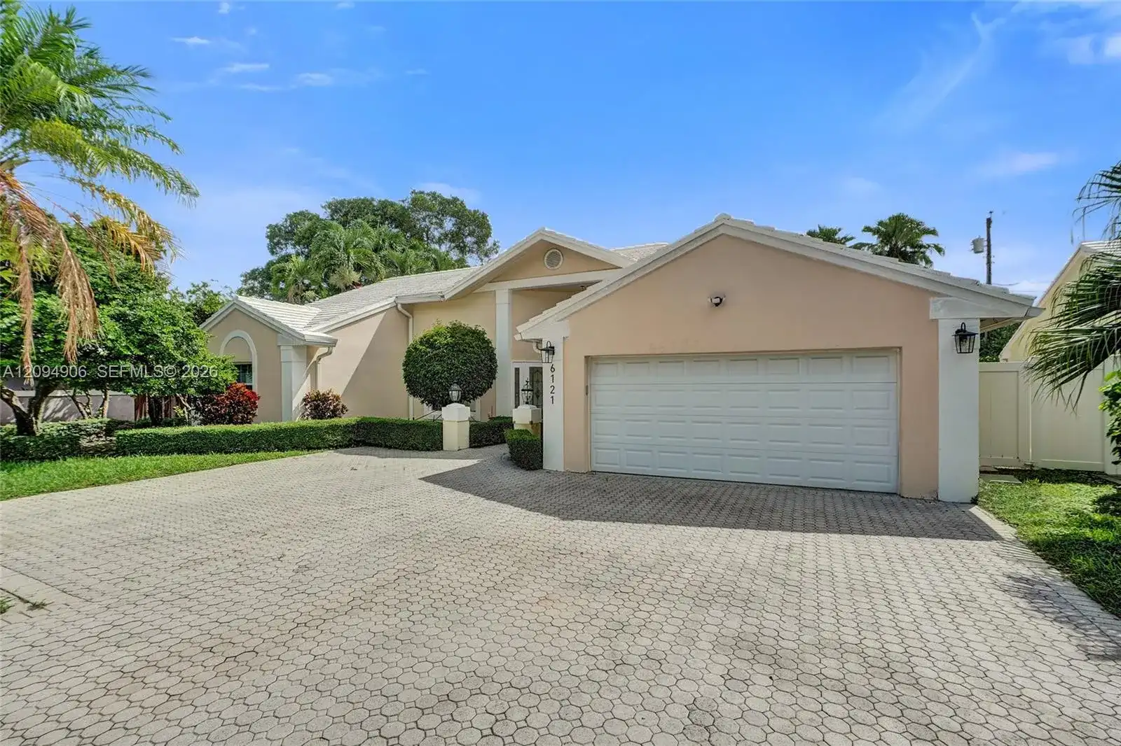 6121 SW 113th Ct, Miami FL 33173