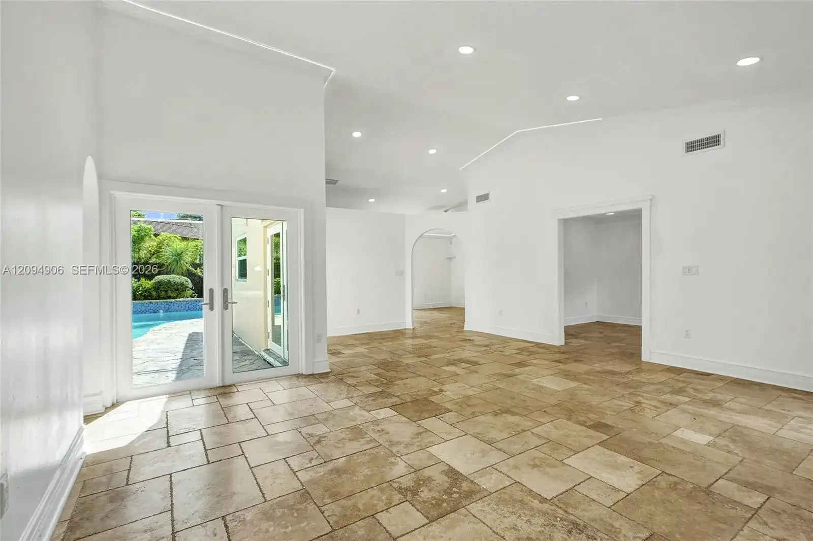 6121 SW 113th Ct, Miami FL 33173 photo 4