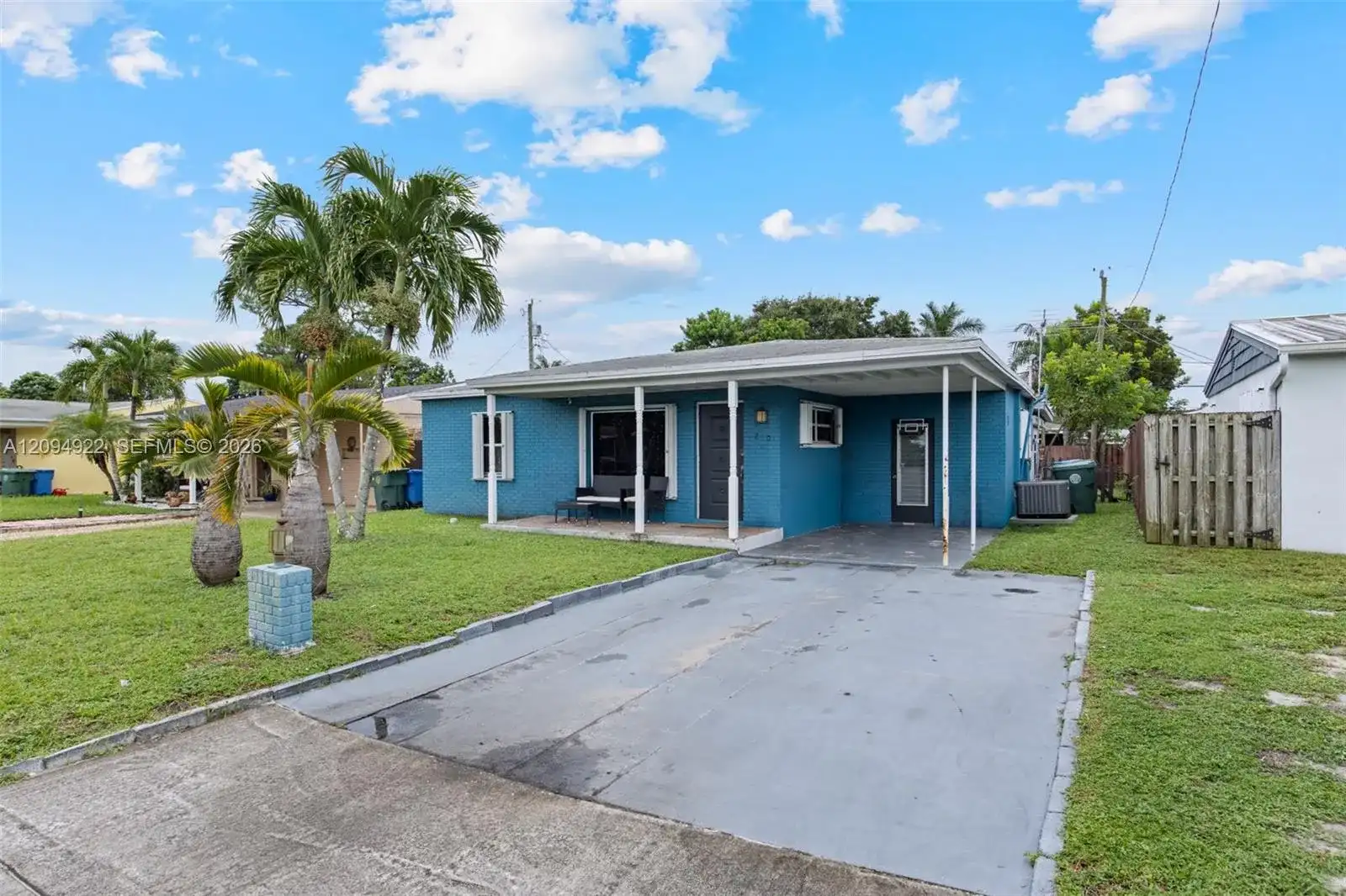 230 NW 52nd St, Oakland Park FL 33309