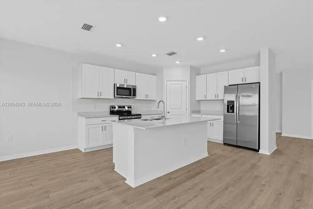 6762 Equinox Lane, North Fort Myers FL 33917 photo 2