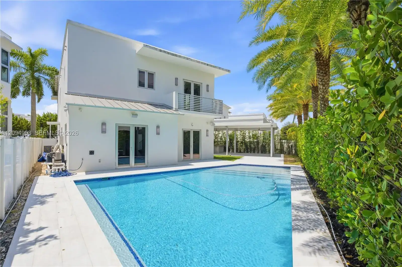 8221 NW 34th Dr, Doral FL 33122 photo 5