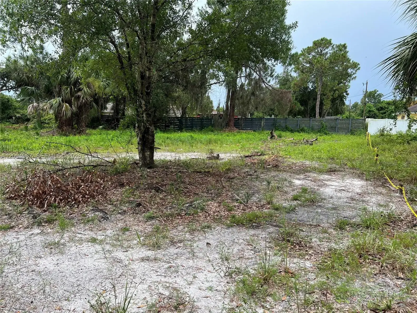 17 Roosevelt Ave, Lehigh Acres FL 33936 photo 2