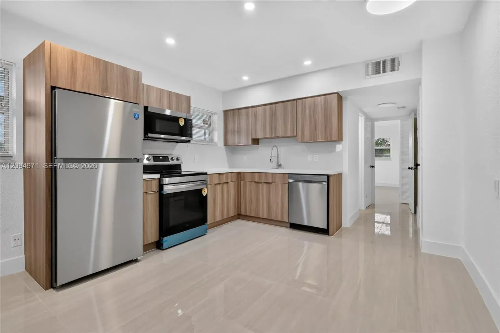 1740 Funston ST # 8, Hollywood FL 33020
