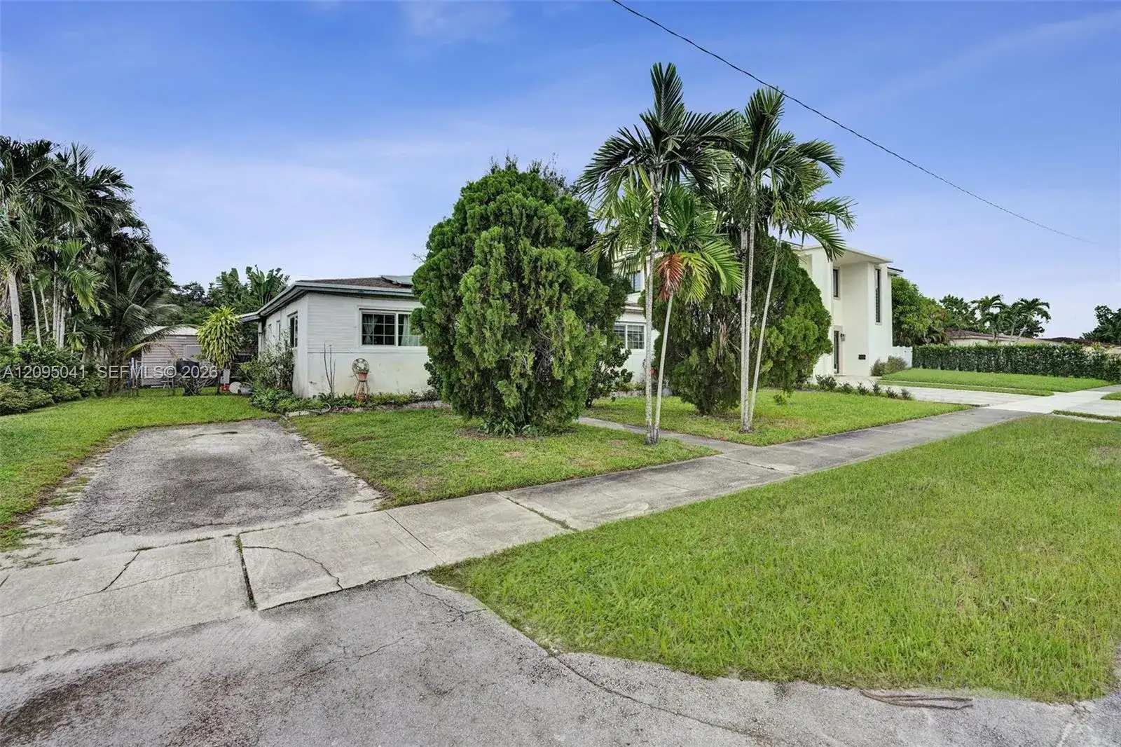17401 NE 11th Ct, Miami FL 33162 photo 5