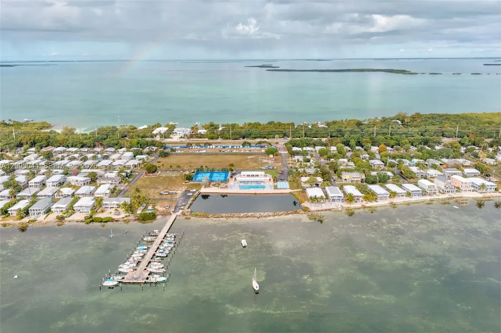 903 S Emerald Dr, Key Largo FL 33037 photo 3