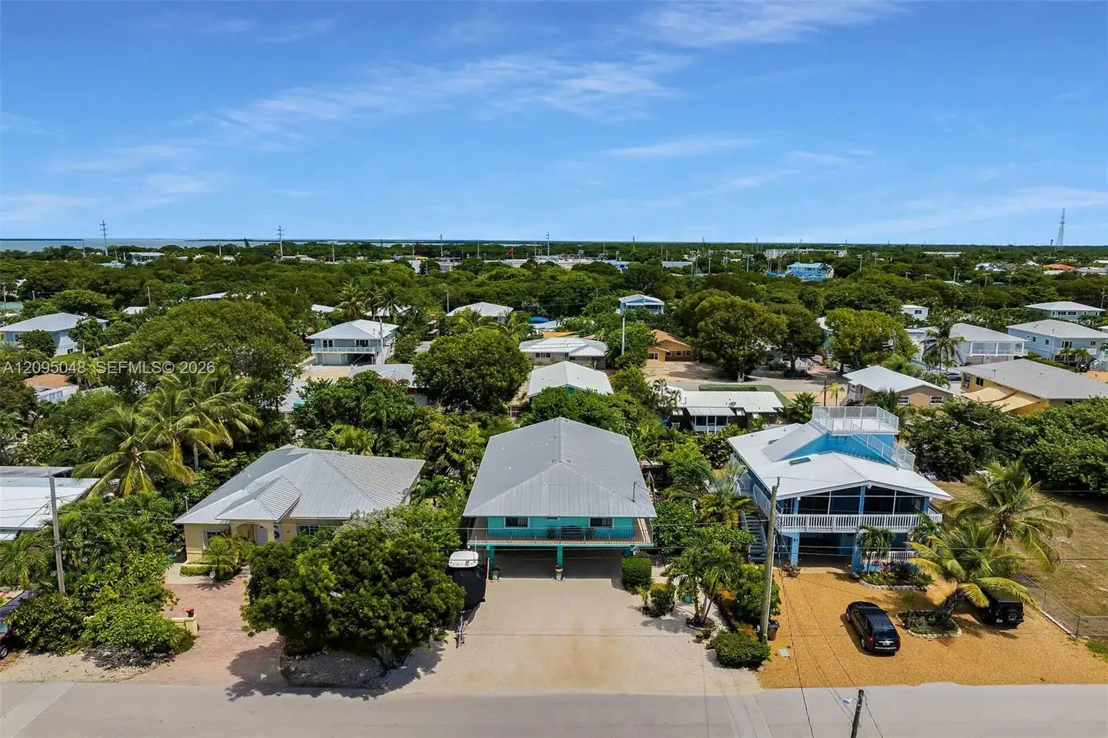 88 Marina Ave, Key Largo FL 33037 photo 2